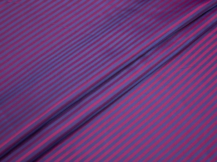 Polyester Viskoz Astar Kumaşı: Rahat, Dayanıklı, Çevre Dostu ve Şık