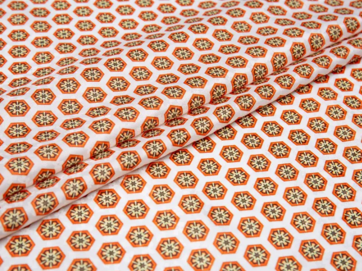 Polyester-visciose Jacquard baskılı astar kumaş neden üst düzey astarlar için ilk tercih?